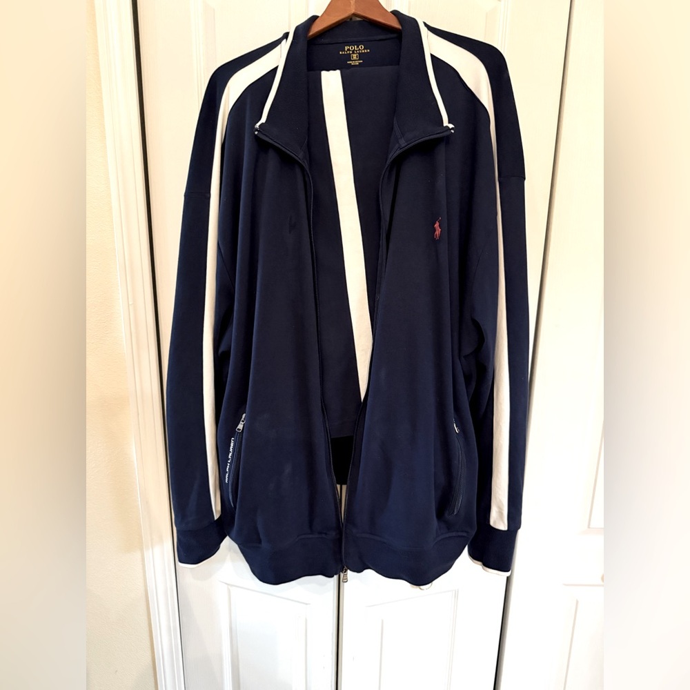 Men’s 3X Polo Leisure/Jogging Suit in excellent condition.